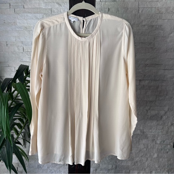 EQUIPMENT Femme Bone Ivory Silk Pleated Blouse Size XL - Picture 1 of 6